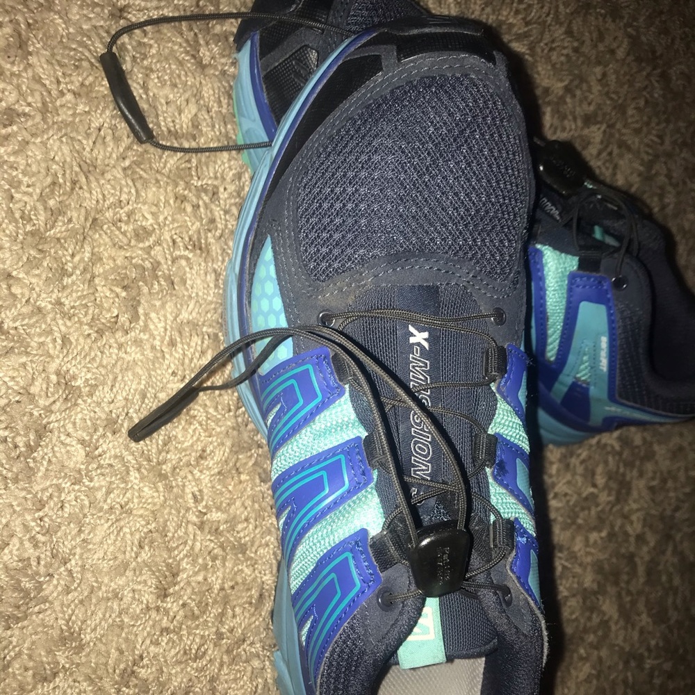 Salomon X- mission 3 tennis shoes